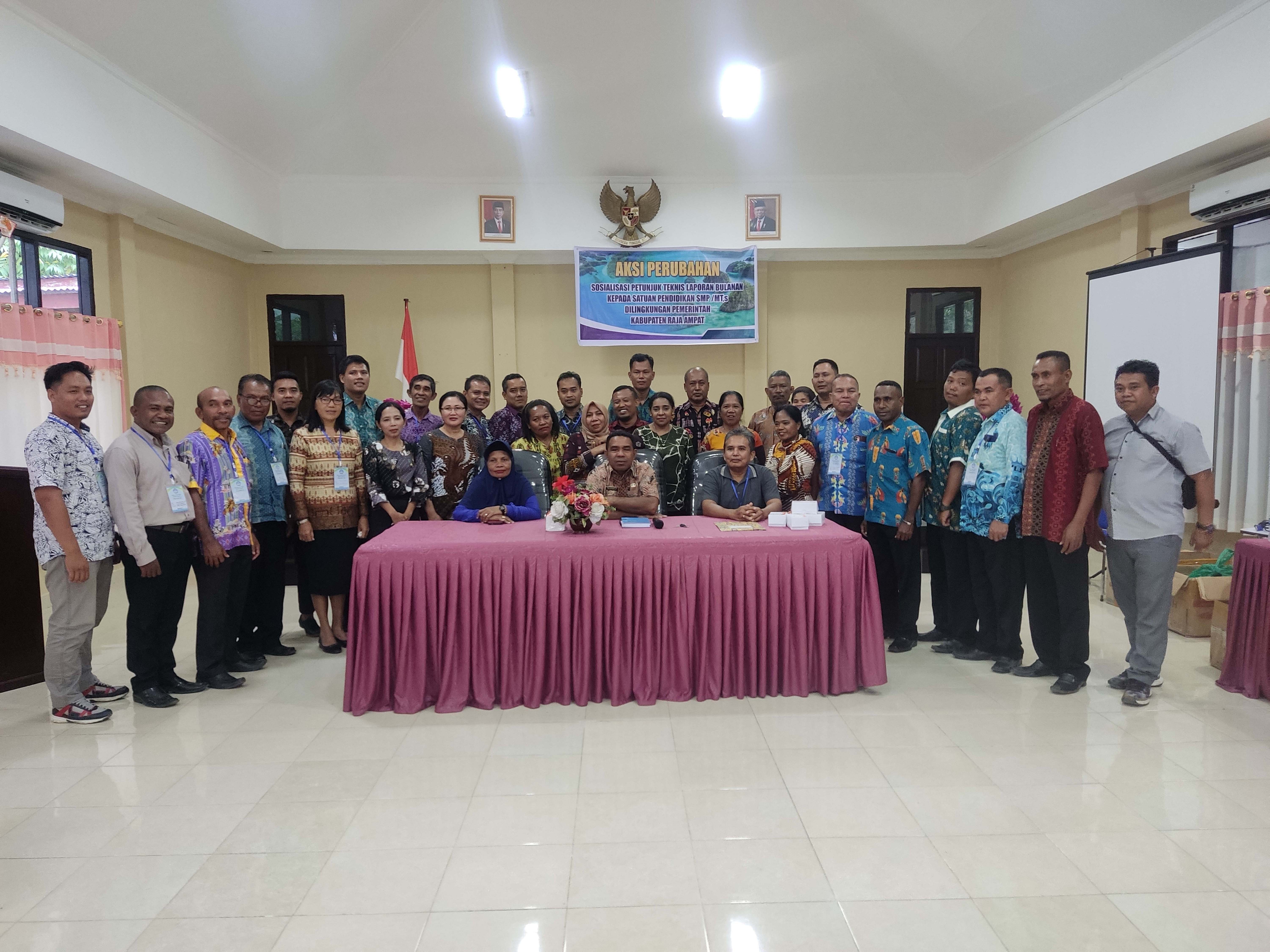 Kegiatan Musyawarah Kepala Sekolah (MKKS) Tingkat SMP Se-Kabupaten Raja Ampat