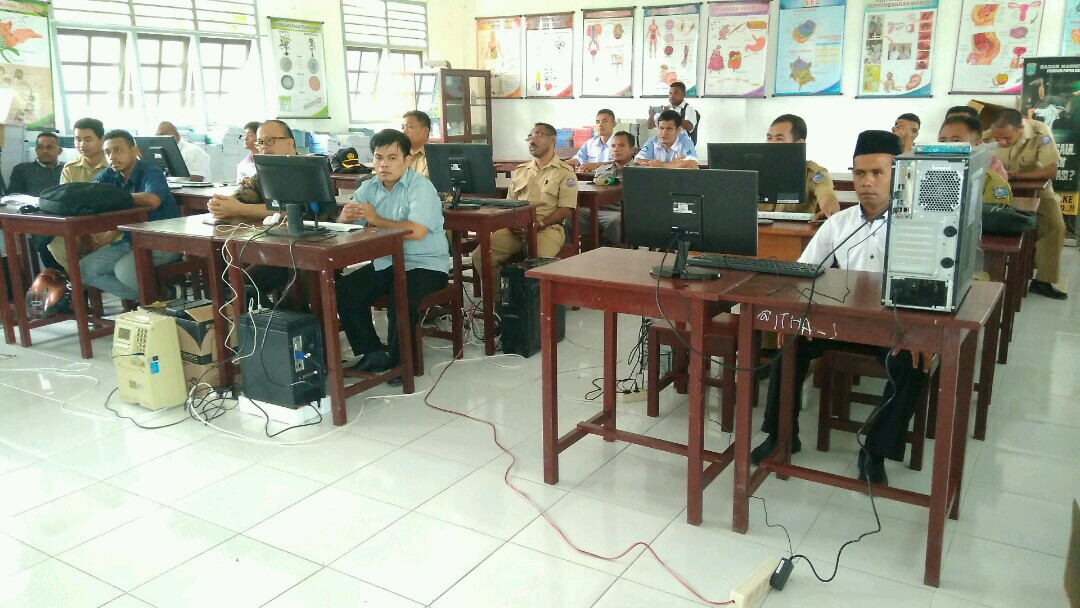 Sukseskan UNBK, Dinas Pendidikan Raja Ampat Gelar Pelatihan Teknisi Dan Proktor