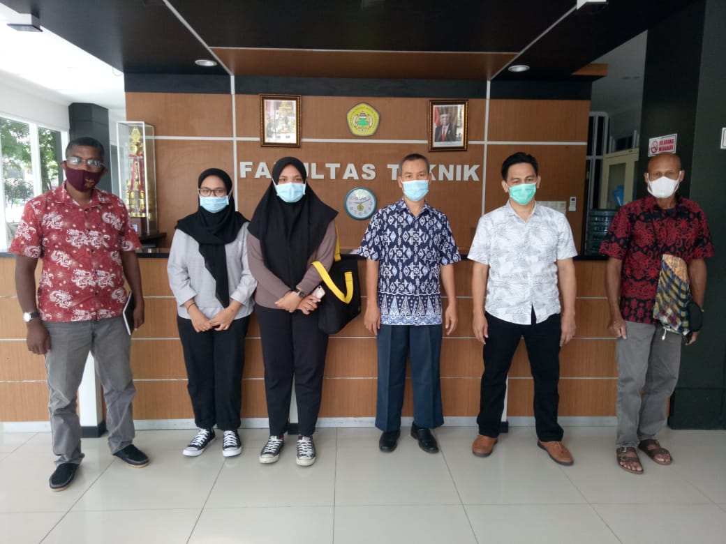 Sekretaris Dinas Pendidikan Antar Mahasiswa Penerima Beasiswa Afirmasi Papua